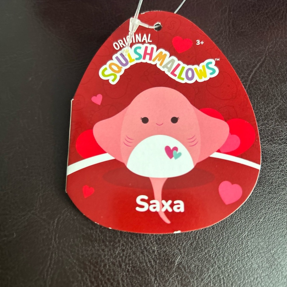 Squishmallows Pink Sting Ray Plush Toy - Saxa - Picture 3 of 3